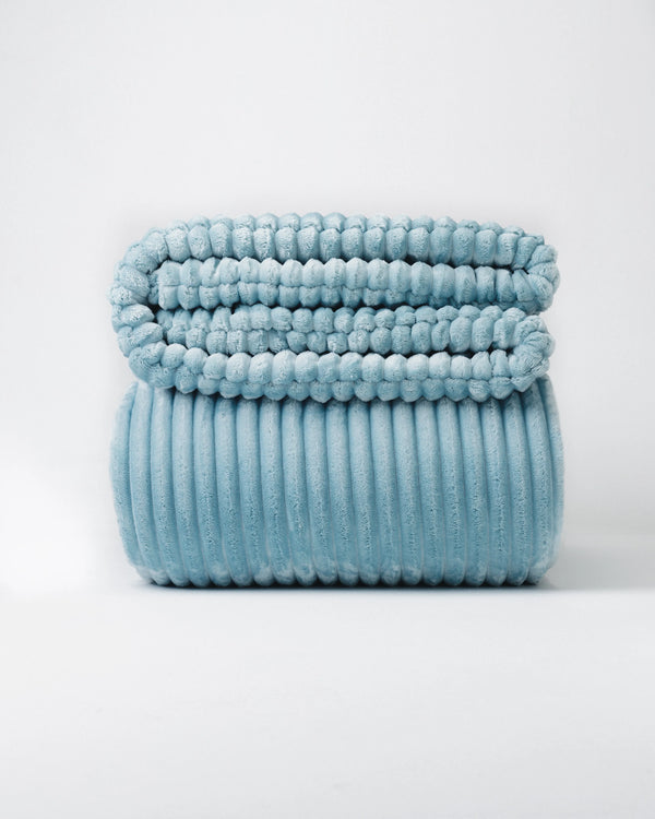 Baby Blue Ribbed Fluffy Duvet