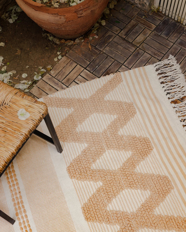 The Crisscross Beige Rug