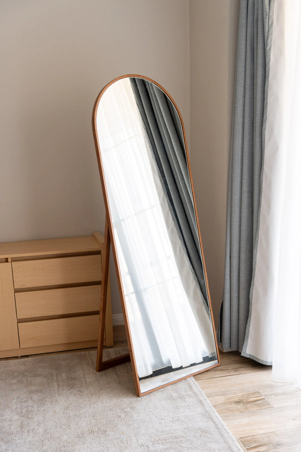 Arc Mirror
